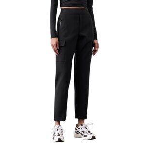 NWT Athleta Endless High Rise Cargo Pant size 0 in Black